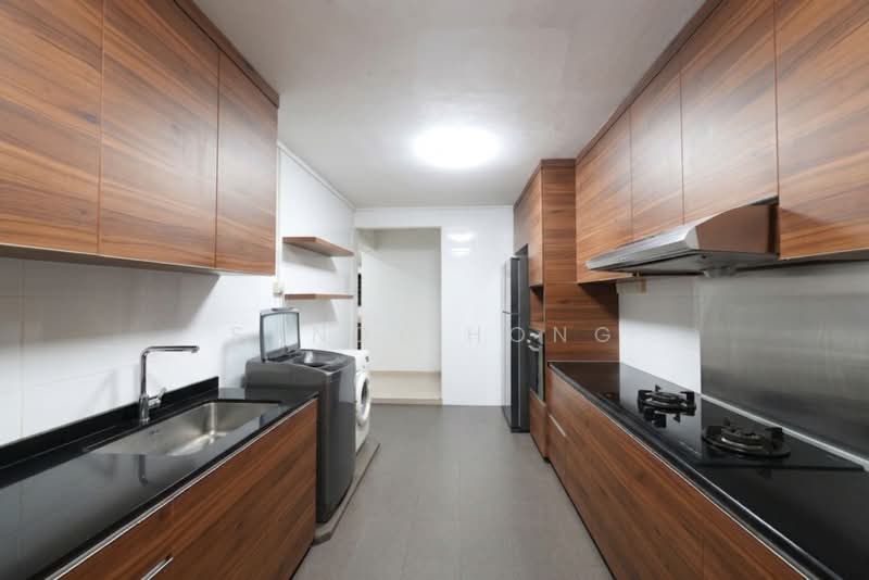 518 Jurong West Street 52, 518 Jurong West Street 52, 3 Bedrooms, 1,130 sqft, HDB Flat For Sale, by Sandy Hong, 500174176 - Kitchen - PropertyGuru.com.sg
