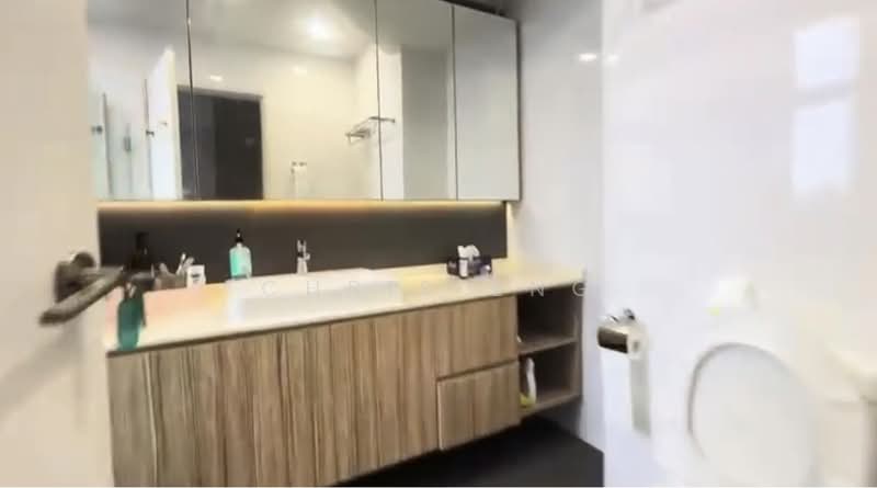 Seasons View, 7 Pemimpin Drive, 3 Bedrooms, 1,141 sqft, Condominium For Rent, by Chris Eng, 500174179 - PropertyGuru.com.sg