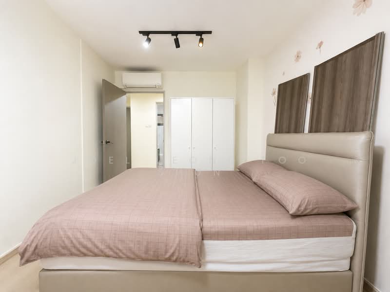 339A Sembawang Close, 339A Sembawang Close, 4 Bedrooms, 1,227 sqft, HDB Flat For Sale, by Joel Leong Foo Shun, 500174195 - Bedroom - PropertyGuru.com.sg