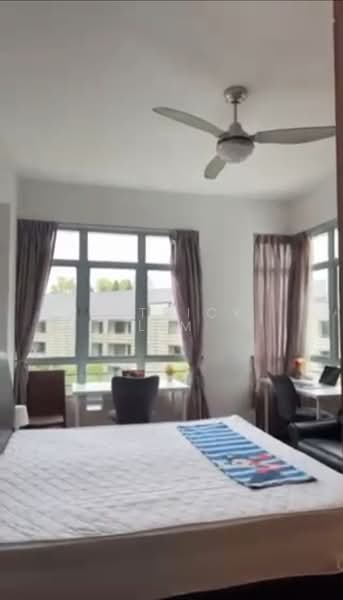 The Makena, 121 Meyer Road, Room Rental, 350 sqft, Condominium For Rent, by Patrick Lim, 500174199 - Spacious and huge Master Bedroom - PropertyGuru.com.sg