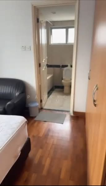 The Makena, 121 Meyer Road, Room Rental, 350 sqft, Condominium For Rent, by Patrick Lim, 500174199 - Master Bedroom with ensuite Bathroom - PropertyGuru.com.sg
