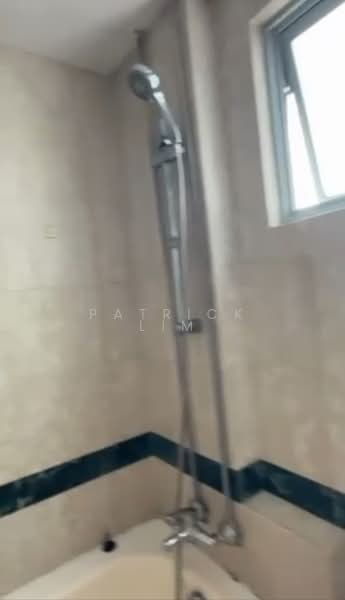 The Makena, 121 Meyer Road, Room Rental, 350 sqft, Condominium For Rent, by Patrick Lim, 500174199 - Hotel Style Bathroom - PropertyGuru.com.sg