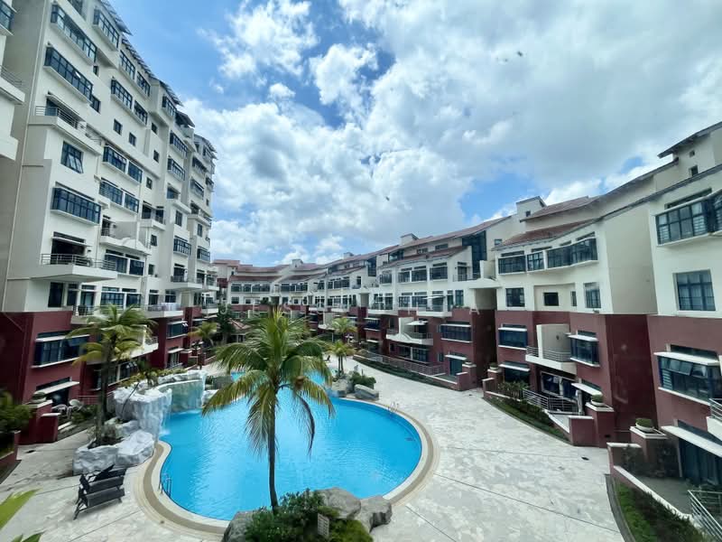 Nineteen Shelford, 19 Shelford Road, 1 Bedroom, 635 sqft, Condominium For Rent, by Jess Thia, 500174200 - Pool view - PropertyGuru.com.sg