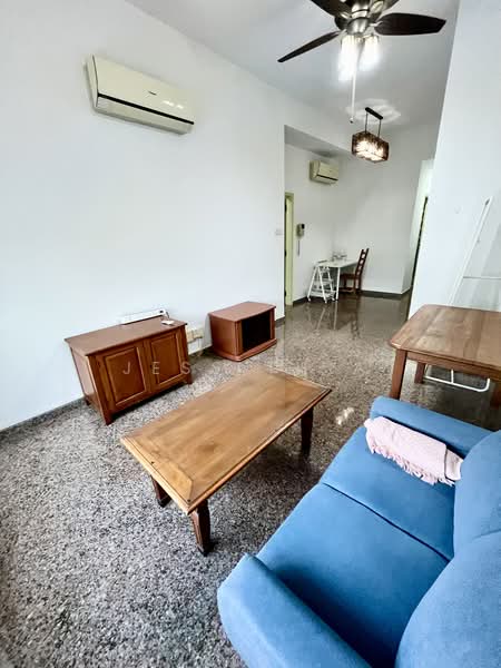 Nineteen Shelford, 19 Shelford Road, 1 Bedroom, 635 sqft, Condominium For Rent, by Jess Thia, 500174200 - Living Room - PropertyGuru.com.sg