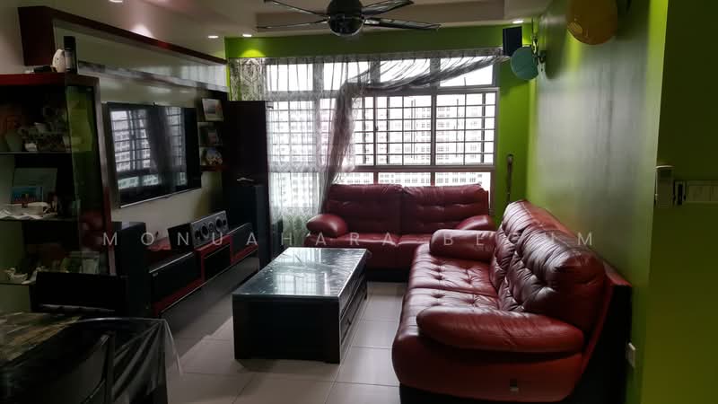 213A Punggol Walk, 213A Punggol Walk, 3 Bedrooms, 1,001 sqft, HDB Flat For Rent, by Monuahara Begum, 500174201 - Living Room - PropertyGuru.com.sg