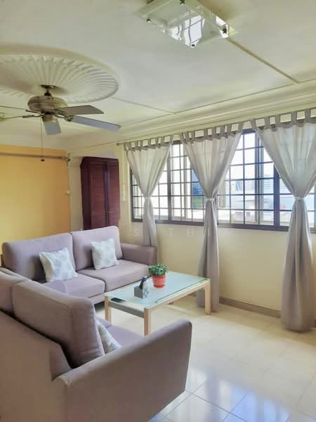 722 Yishun Street 71, 722 Yishun Street 71, Room Rental, 118 sqft, HDB Flat For Rent, by Jess Thia, 500174202 - Living Room - PropertyGuru.com.sg