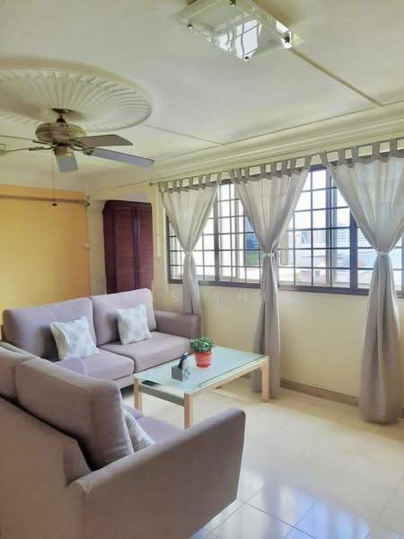 722 Yishun Street 71, 722 Yishun Street 71, Room Rental, 118 sqft, HDB Flat For Rent, by Jess Thia, 500174202 - Living Room - PropertyGuru.com.sg