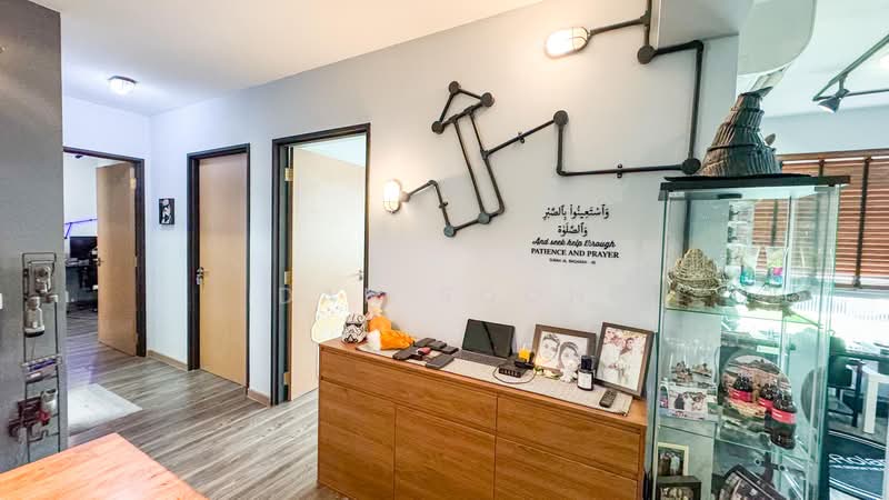 377B Hougang Street 32, 377B Hougang Street 32, 4 Bedrooms, 1,227 sqft, HDB Flat For Sale, by Dan Soon, 500174203 - Interior - PropertyGuru.com.sg