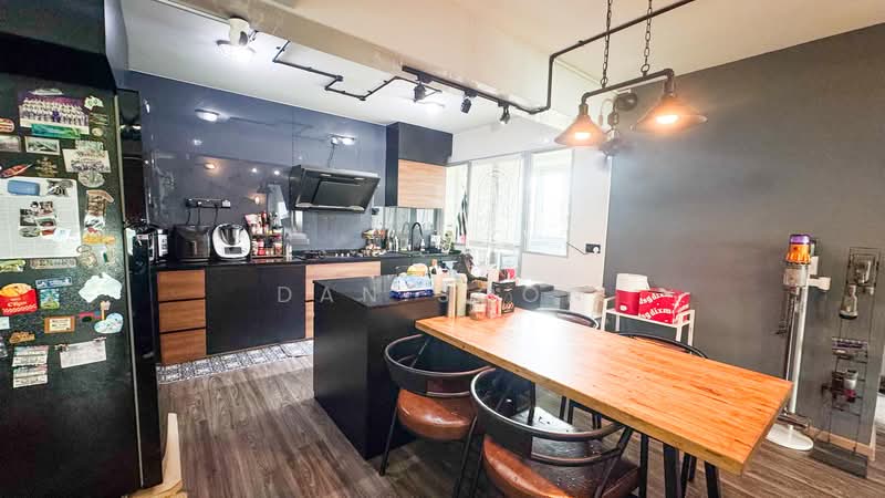 377B Hougang Street 32, 377B Hougang Street 32, 4 Bedrooms, 1,227 sqft, HDB Flat For Sale, by Dan Soon, 500174203 - Kitchen - PropertyGuru.com.sg