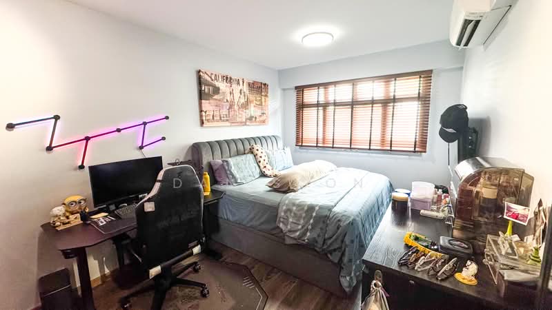 377B Hougang Street 32, 377B Hougang Street 32, 4 Bedrooms, 1,227 sqft, HDB Flat For Sale, by Dan Soon, 500174203 - Bedroom - PropertyGuru.com.sg