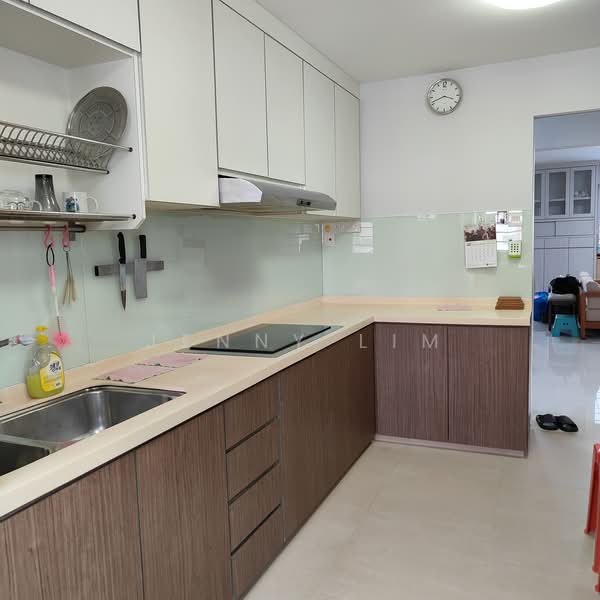 307 Bukit Batok Street 31, 307 Bukit Batok Street 31, 3 Bedrooms, 93 sqft, HDB Flat For Sale, by Jenny Lim, 500174205 - Kitchen - PropertyGuru.com.sg