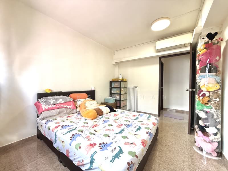 121B Rivervale Drive, 121B Rivervale Drive, 3 Bedrooms, 1,184 sqft, HDB Flat For Sale, by Hanson Chan, 500174211 - Bedroom - PropertyGuru.com.sg