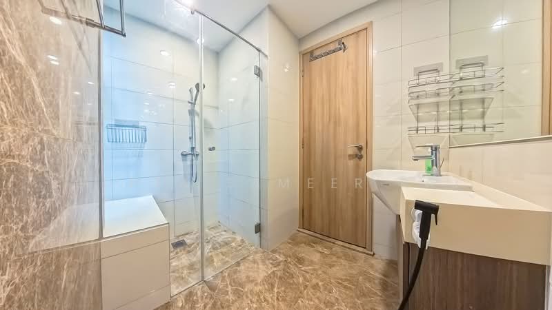 Caspian, 50 Lakeside Drive, Room Rental, 200 sqft, Condominium For Rent, by Gupta Sameer Raj, 500174212 - Bathroom - PropertyGuru.com.sg