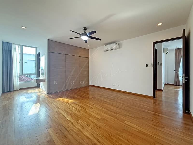 Modern Semi-D with Pool @ Serangoon Gdn Estate, , 6 Bedrooms, 5,000 sqft, Semi-Detached House For Rent, by Nicole Lim, 500174229 - Bedroom 3 - PropertyGuru.com.sg