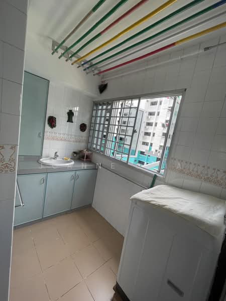 169 Woodlands Street 11, 169 Woodlands Street 11, Room Rental, 100 sqft, HDB Flat For Rent, by Joanne Chia, 500174246 - Bathroom - PropertyGuru.com.sg