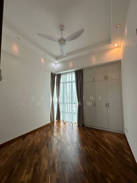 Tanglin Regency, 383 Tanglin Road, 3 Bedrooms, 1,109 sqft, Condominium For Rent, by Catherine Lia Degawidjaja, 500174258 - Bedroom - PropertyGuru.com.sg