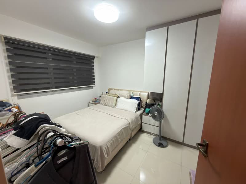 671A Yishun Avenue 4, 671A Yishun Avenue 4, 2 Bedrooms, 732 sqft, HDB Flat For Sale, by Sebs Low, 500174259 - Master Bedroom - PropertyGuru.com.sg