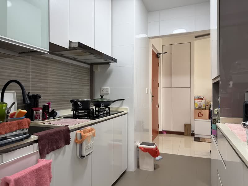 671A Yishun Avenue 4, 671A Yishun Avenue 4, 2 Bedrooms, 732 sqft, HDB Flat For Sale, by Sebs Low, 500174259 - Kitchen - PropertyGuru.com.sg