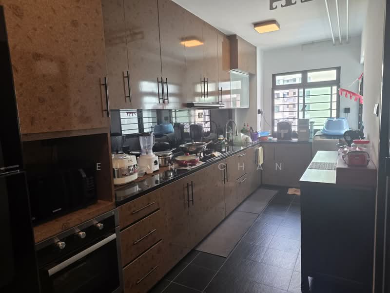766 Woodlands Circle, 766 Woodlands Circle, Admiralty / Woodlands, 3 Bedrooms, 1,194 sqft, HDB Flat For Sale, by Eugene Chan, 500174297 - Kitchen - PropertyGuru.com.sg