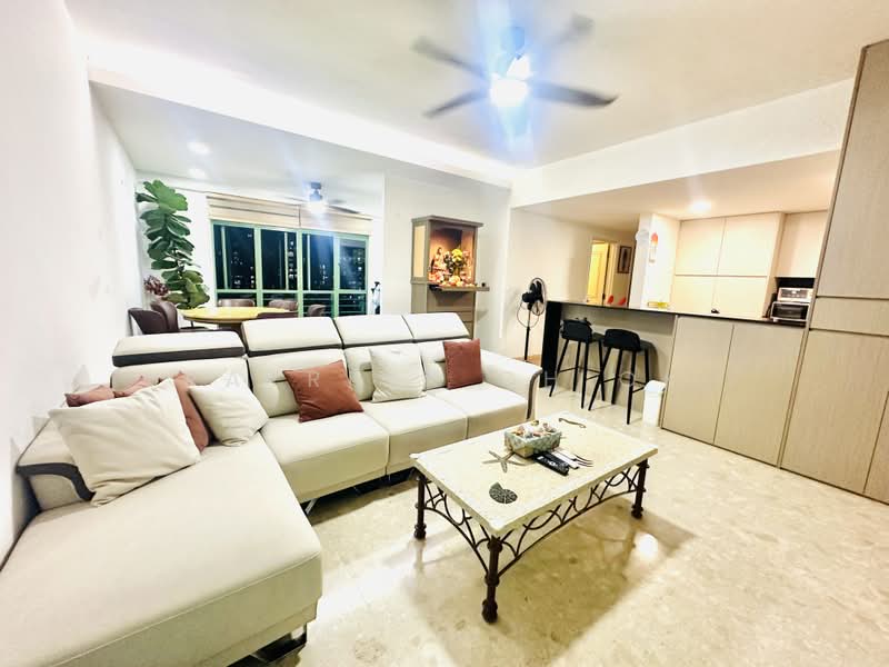 Windermere, 32 Choa Chu Kang Street 64, 3 Bedrooms, 1,281 sqft, Condominium For Sale, by Patrick Chiok, 500174306 - Living Room - PropertyGuru.com.sg