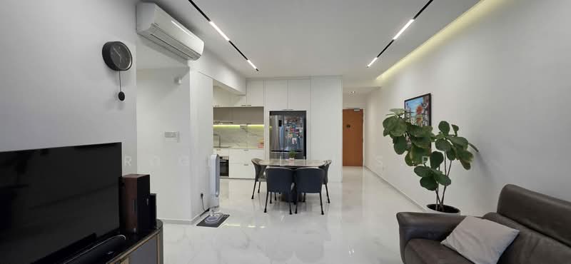 Kerrisdale, 30 Sturdee Road, 3 Bedrooms, 1,270 sqft, Condominium For Sale, by Roger Lim S.P, 500174311 - Living Room - PropertyGuru.com.sg