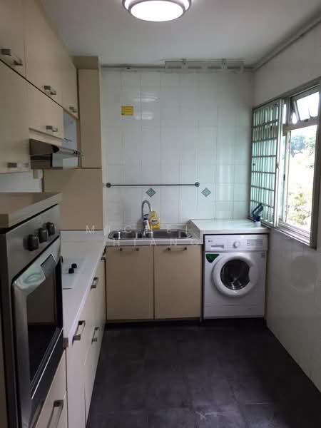 103A Edgefield Plains, 103A Edgefield Plains, 3 Bedrooms, 1,184 sqft, HDB Flat For Rent, by Michelle Hiang, 500174313 - Kitchen - PropertyGuru.com.sg