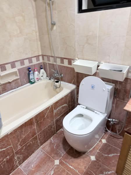 The Anchorage, 370F Alexandra Road, Room Rental, 200 sqft, Condominium For Rent, by Kelvin Chin, 500174327 - Bathroom - PropertyGuru.com.sg