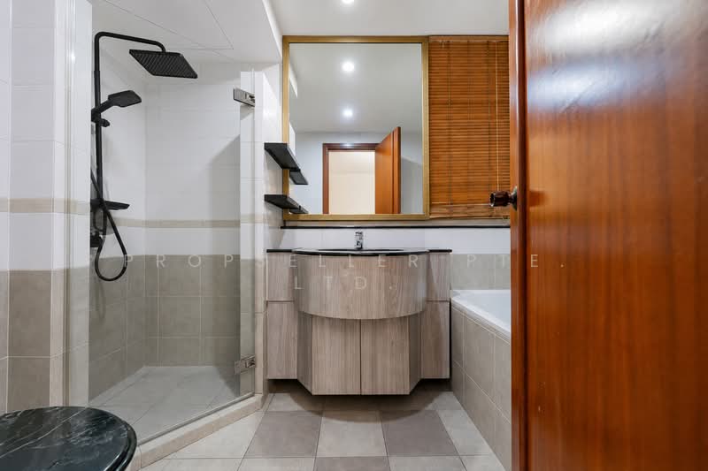 The Floravale, 218 Westwood Avenue, 3 Bedrooms, 1,238 sqft, Executive Condominium For Sale, by Warren Chan, 500174329 - Bathroom - PropertyGuru.com.sg