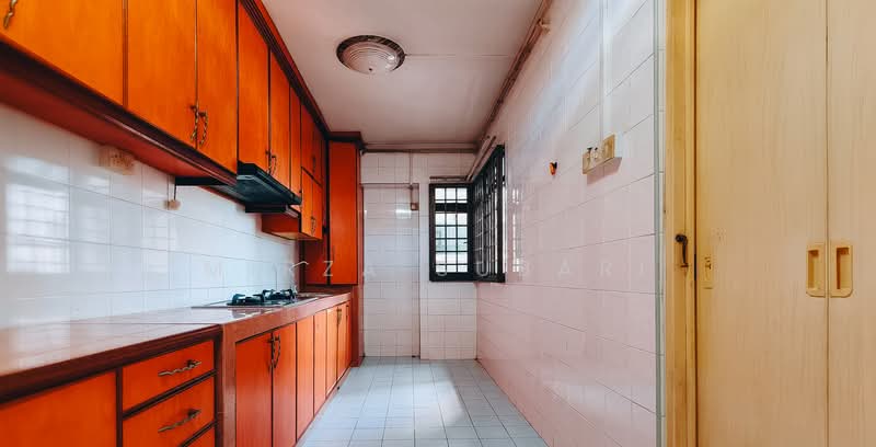 141 Lorong 2 Toa Payoh, 141 Lorong 2 Toa Payoh, 3 Bedrooms, 925 sqft, HDB Flat For Sale, by Mirza Subari, 500174336 - Kitchen - PropertyGuru.com.sg