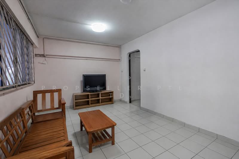 403 Fajar Road, 403 Fajar Road, 3 Bedrooms, 904 sqft, HDB Flat For Sale, by ADNIX LIU, 500174350 - Living Room - PropertyGuru.com.sg