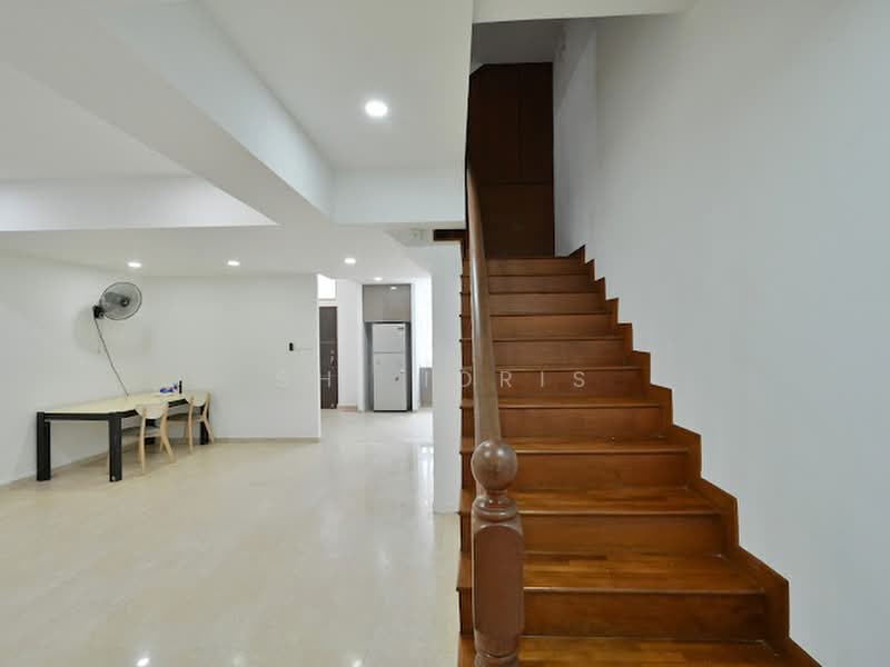 Loyang Court, Jalan Loyang Besar, 6 Bedrooms, 1,917 sqft, Terraced House For Rent, by SH. Idris, 500174353 - Interior - PropertyGuru.com.sg