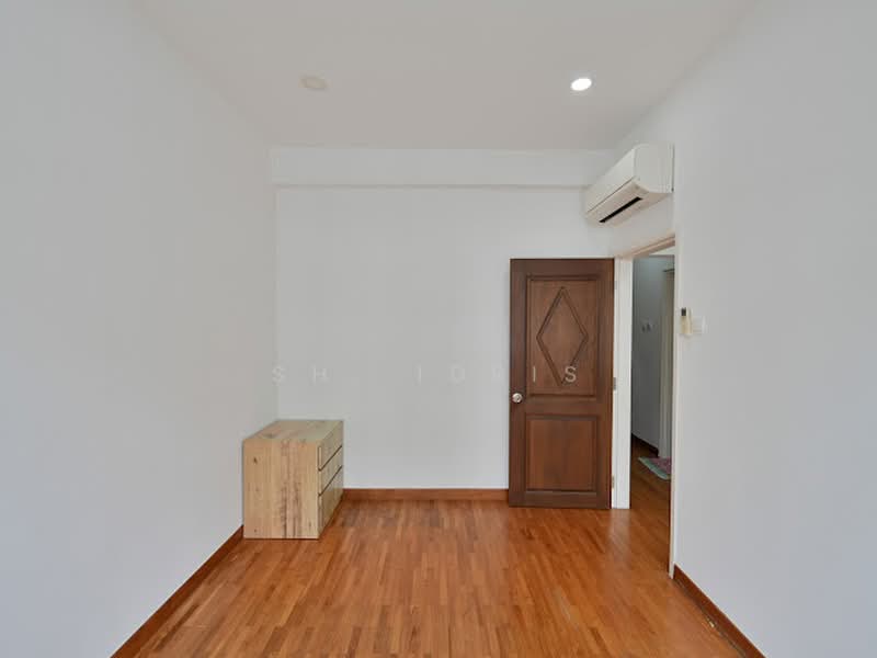Loyang Court, Jalan Loyang Besar, 6 Bedrooms, 1,917 sqft, Terraced House For Rent, by SH. Idris, 500174353 - Interior - PropertyGuru.com.sg