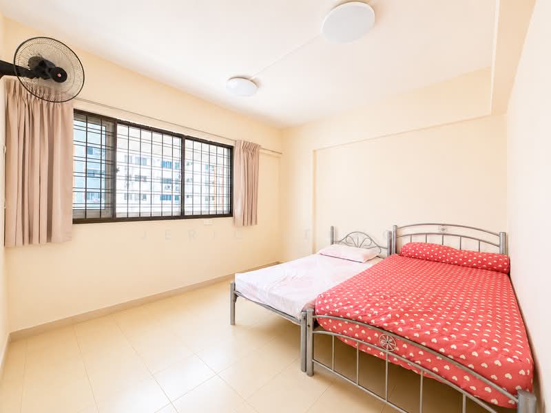 230 Hougang Avenue 1, 230 Hougang Avenue 1, 4 Bedrooms, 1,528 sqft, HDB Flat For Sale, by Jeric Leong, 500174359 - Bedroom - PropertyGuru.com.sg