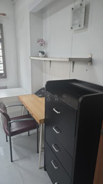 297 Bukit Batok Street 22, 297 Bukit Batok Street 22, Room Rental, 120 sqft, HDB Flat For Rent, by Zheng Ronghua 郑荣华, 500174365 - Study - PropertyGuru.com.sg
