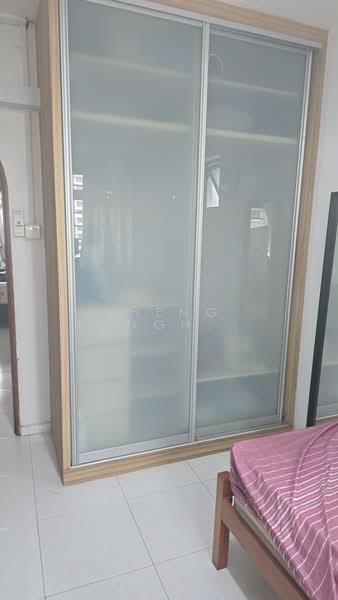 297 Bukit Batok Street 22, 297 Bukit Batok Street 22, Room Rental, 120 sqft, HDB Flat For Rent, by Zheng Ronghua 郑荣华, 500174365 - Bedroom - PropertyGuru.com.sg