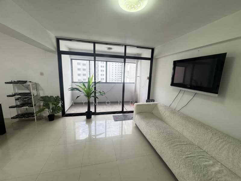 307B Anchorvale Road, 307B Anchorvale Road, 4 Bedrooms, 1,187 sqft, HDB Flat For Rent, by Raymond Yee, 500174370 - Living Room - PropertyGuru.com.sg