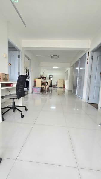 72 Marine Drive, 72 Marine Drive, 3 Bedrooms, 1,259 sqft, HDB Flat For Sale, by James Yeo, 500174380 - Corridor - PropertyGuru.com.sg