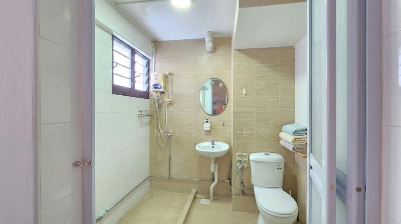 72 Marine Drive, 72 Marine Drive, East Coast / Marine Parade, 3 Bedrooms, 1,259 sqft, HDB Flat For Sale, by James Yeo, 500174380 - Bathroom - PropertyGuru.com.sg