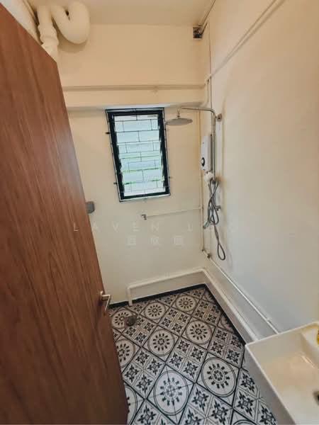 Freehold no gst no maintenance renovated, , 800 sqft, Office For Sale, by Laven Loo 吕欣颐, 500174381 - CommercialGuru.com.sg