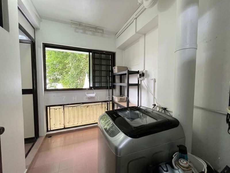 625 Choa Chu Kang Street 62, 625 Choa Chu Kang Street 62, 3 Bedrooms, 1,087 sqft, HDB Flat For Sale, by Zhong Xian, 500174382 - Service Yard - PropertyGuru.com.sg