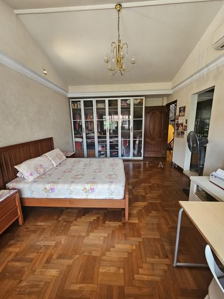 Chuan Terrace, Chuan Terrace, 4 Bedrooms, 2,892 sqft, Terraced House For Sale, by Shireen Tan, 500174385 - Bedroom - PropertyGuru.com.sg