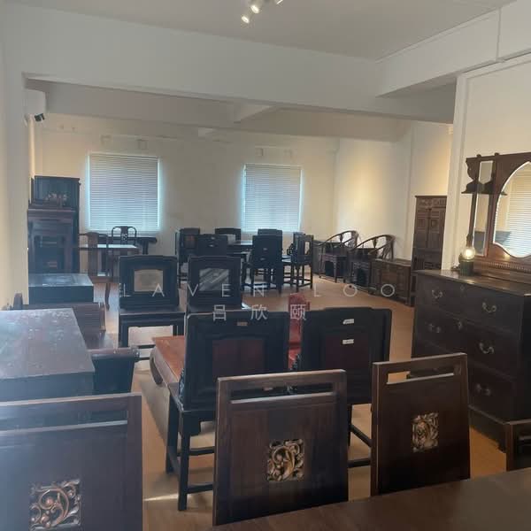 Freehold showroom industrial for sale, , 800 sqft, Office For Sale, by Laven Loo 吕欣颐, 500174388 - CommercialGuru.com.sg
