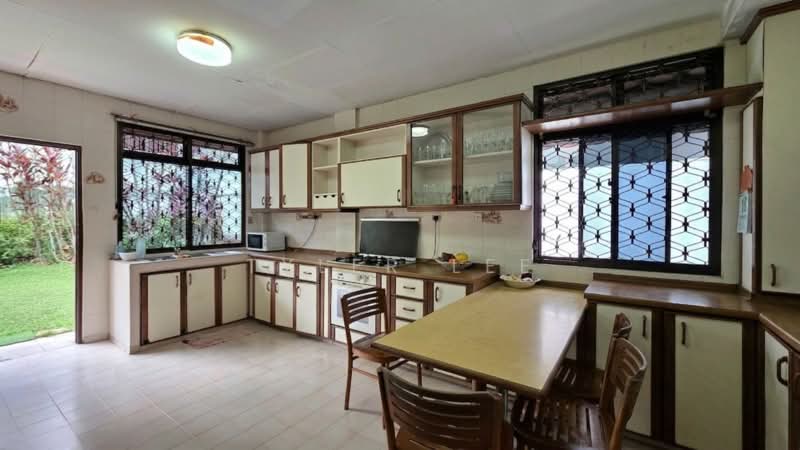 Jalan Suasa • Green Hill Estate • Dairy Farm & Cashew Locale Semi-D, Jalan Pakis, Jalan Suasa, Chestnut Drive, Cashew Road, Dairy Farm Road, Upper Bukit Timah, 4 Bedrooms, 2,230 sqft, Semi-Detached House For Sale, by Tyler Lee, 500174390 - Kitchen - PropertyGuru.com.sg
