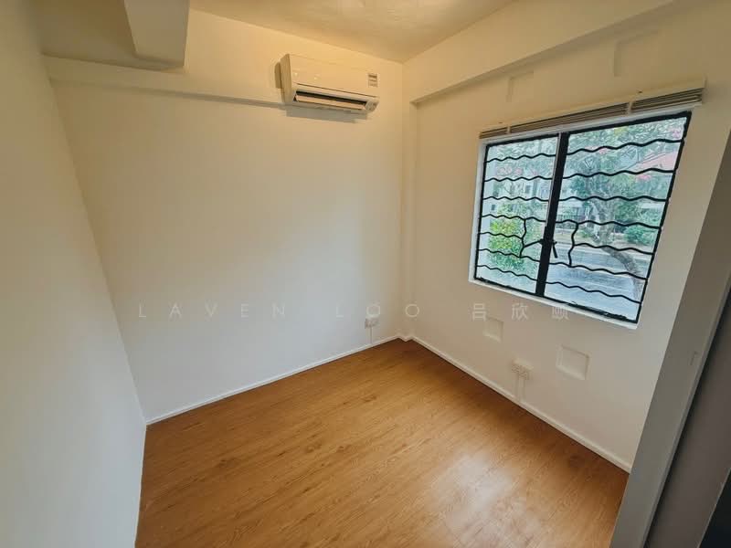 Near Mattar Mrt no gst immediate renovated with washroom, , 800 sqft, Office For Rent, by Laven Loo 吕欣颐, 500174391 - CommercialGuru.com.sg