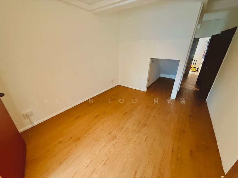 Near Mattar Mrt no gst immediate renovated with washroom, , 800 sqft, Office For Rent, by Laven Loo 吕欣颐, 500174391 - CommercialGuru.com.sg