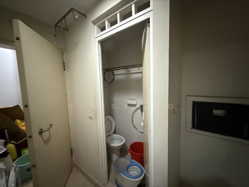 The Jade, 9 Bukit Batok Central Link, 3 Bedrooms, 1,335 sqft, Condominium For Rent, by Derick Foo, 500174392 - Bathroom - PropertyGuru.com.sg