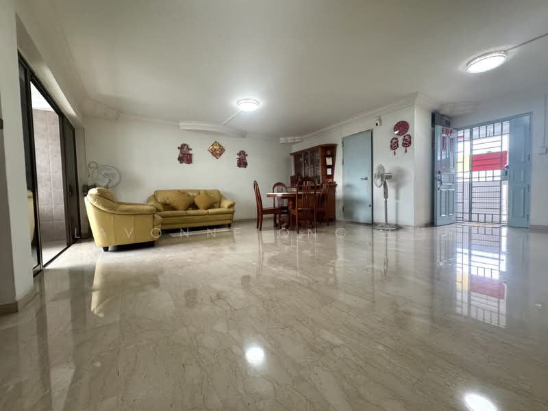 205C Compassvale Lane, 205C Compassvale Lane, 3 Bedrooms, 1,324 sqft, HDB Flat For Sale, by Lavonne Ong 王慧丽, 500174394 - Living Room - PropertyGuru.com.sg