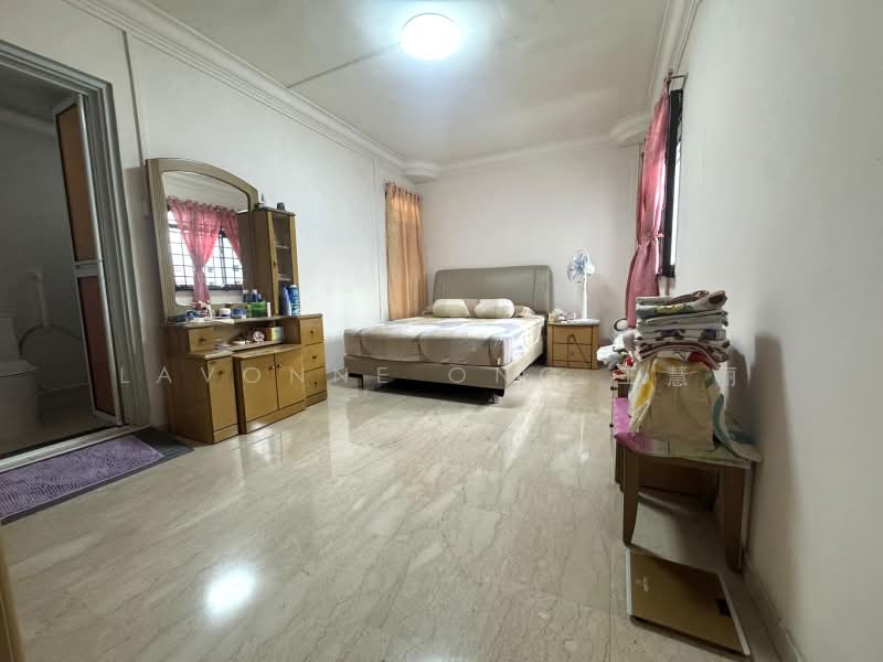 205C Compassvale Lane, 205C Compassvale Lane, 3 Bedrooms, 1,324 sqft, HDB Flat For Sale, by Lavonne Ong 王慧丽, 500174394 - Bedroom - PropertyGuru.com.sg