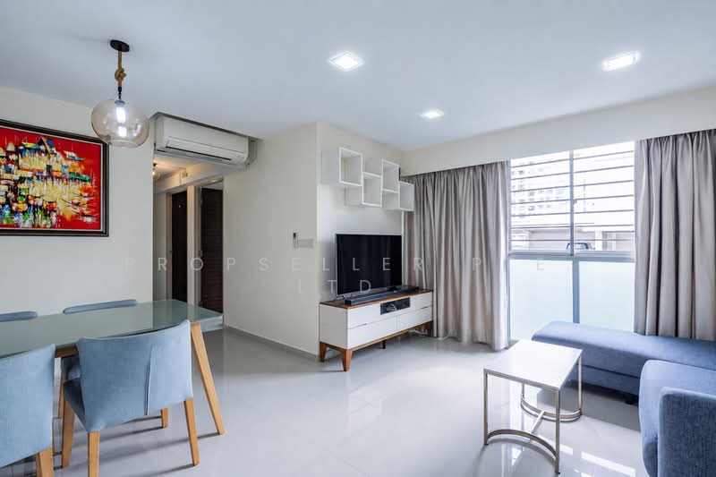 613B Punggol Drive, 613B Punggol Drive, 3 Bedrooms, 1,001 sqft, HDB Flat For Sale, by JOHN YEO, 500174395 - Living Room - PropertyGuru.com.sg