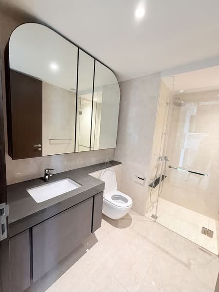 Avenue South Residence, 1 Silat Avenue, 2 Bedrooms, 657 sqft, Condominium For Sale, by Flora Zhu, 500174424 - Bathroom - PropertyGuru.com.sg